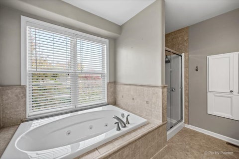 Tiny photo for 422 Maple Leaf Lane, Poplar Grove, IL 61065 (MLS # 12792357)