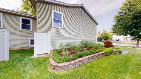 Tiny photo for 1201 S 10th Street, St. Charles, IL 60174 (MLS # 12694618)