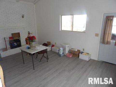 Tiny photo for 1101 S MCKINLEY Street, Harrisburg, IL 62946 (MLS # EB460258)