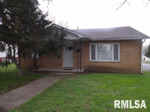 Photo of 1101 S MCKINLEY Street, Harrisburg, IL 62946 (MLS # EB460258)