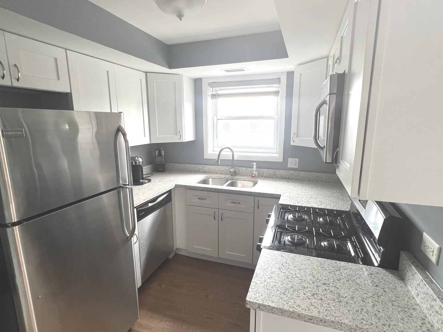 4643 Main Street 3C