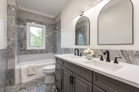 Tiny photo for 6723 N HARDING Avenue, Lincolnwood, IL 60712 (MLS # 12731595)