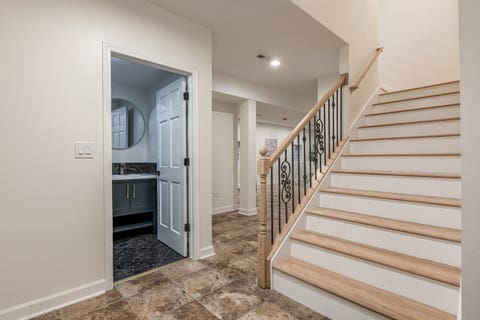 Tiny photo for 6723 N HARDING Avenue, Lincolnwood, IL 60712 (MLS # 12731595)
