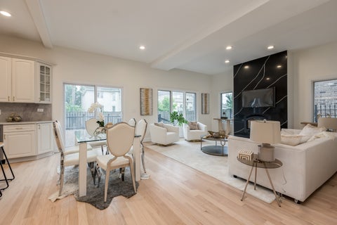 Tiny photo for 6723 N HARDING Avenue, Lincolnwood, IL 60712 (MLS # 12731595)