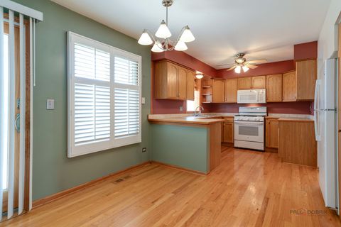 Tiny photo for 515 Southwood Circle, Streamwood, IL 60107 (MLS # 12464049)
