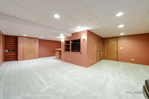 Tiny photo for 515 Southwood Circle, Streamwood, IL 60107 (MLS # 12464049)