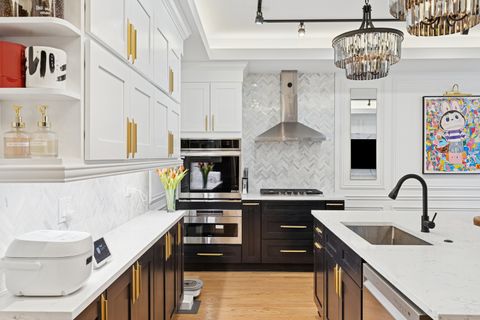 Tiny photo for 3105 S Giles Avenue #1S, Chicago, IL 60616 (MLS # 12617360)