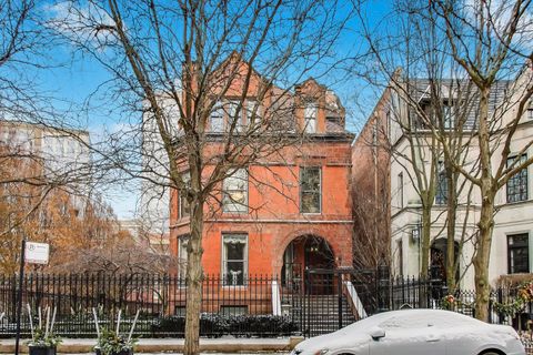 Photo of 1919 S Prairie Avenue #3, Chicago, IL 60616 (MLS # 12626790)