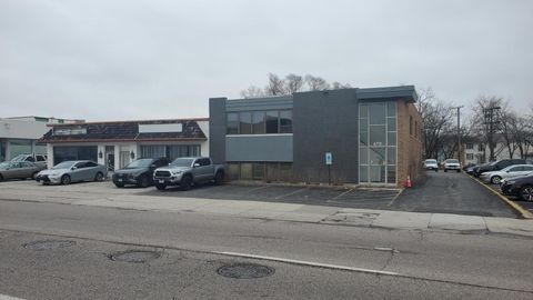 6731-6735 N Lincoln Avenue Lincolnwood IL 60712