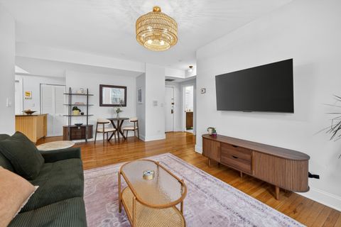 Tiny photo for 4708 N Wolcott Avenue #1E, Chicago, IL 60640 (MLS # 12575751)