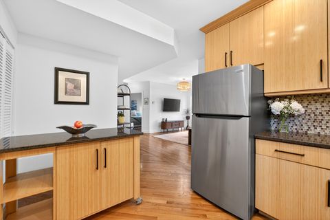 Tiny photo for 4708 N Wolcott Avenue #1E, Chicago, IL 60640 (MLS # 12575751)