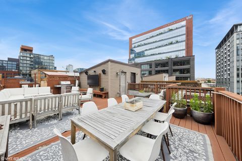 Tiny photo for 210 N Halsted Street #4, Chicago, IL 60661 (MLS # 12463038)