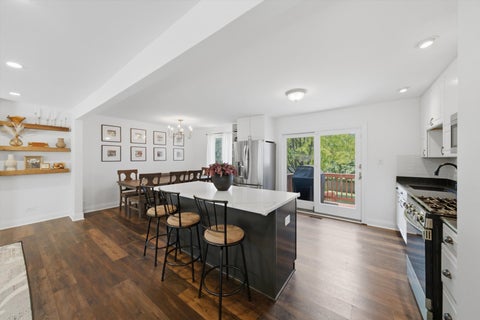 Tiny photo for 2206 Kingston Drive, Wheaton, IL 60187 (MLS # 12714436)
