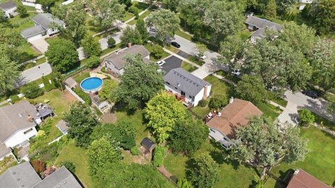 Tiny photo for 2206 Kingston Drive, Wheaton, IL 60187 (MLS # 12714436)