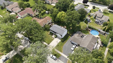 Tiny photo for 2206 Kingston Drive, Wheaton, IL 60187 (MLS # 12714436)