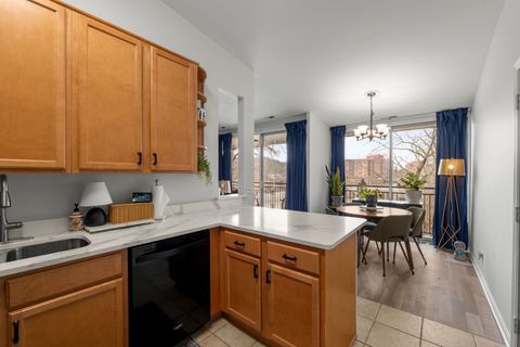 Tiny photo for 6010 2C E Lake Drive #2C, Lisle, IL 60532 (MLS # 12607755)