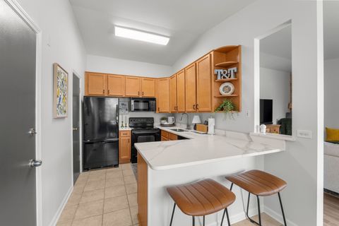 Tiny photo for 6010 2C E Lake Drive #2C, Lisle, IL 60532 (MLS # 12607755)