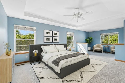 Tiny photo for 2570 N Jade Avenue, Arlington Heights, IL 60004 (MLS # 12714306)