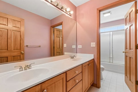 Tiny photo for 2570 N Jade Avenue, Arlington Heights, IL 60004 (MLS # 12714306)