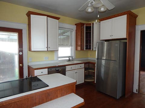 Tiny photo for 205 N 5th Street, Maquoketa, IA 52060 (MLS # 12694294)