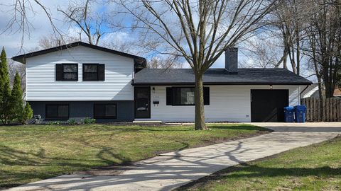 Photo of 1110 Holmes Place, DeKalb, IL 60115 (MLS # 12611074)