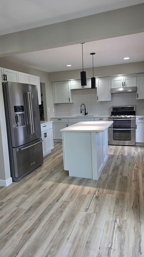 Tiny photo for 1110 Holmes Place, DeKalb, IL 60115 (MLS # 12611074)