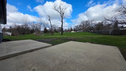 Tiny photo for 1110 Holmes Place, DeKalb, IL 60115 (MLS # 12611074)