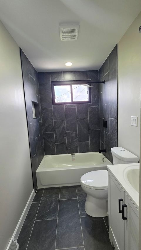 Tiny photo for 1110 Holmes Place, DeKalb, IL 60115 (MLS # 12611074)