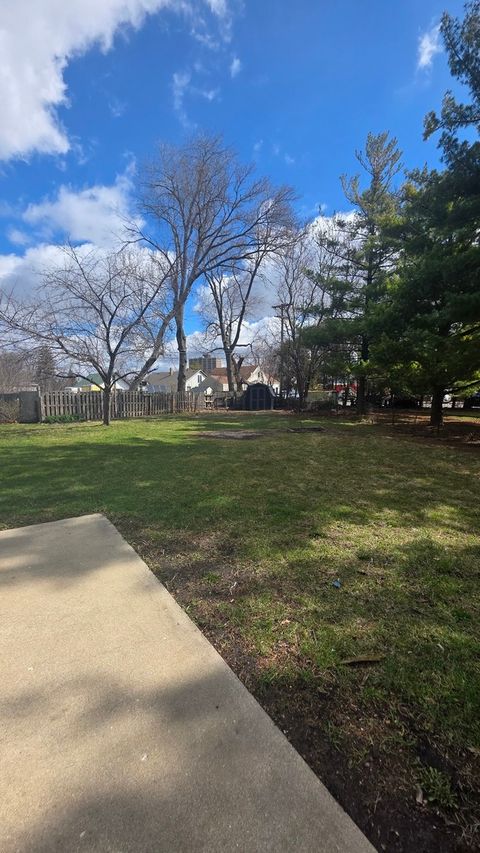 Tiny photo for 1110 Holmes Place, DeKalb, IL 60115 (MLS # 12611074)