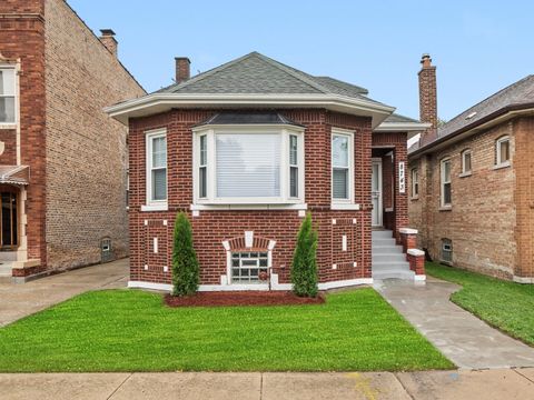 8743 S Kingston Avenue Chicago IL 60617