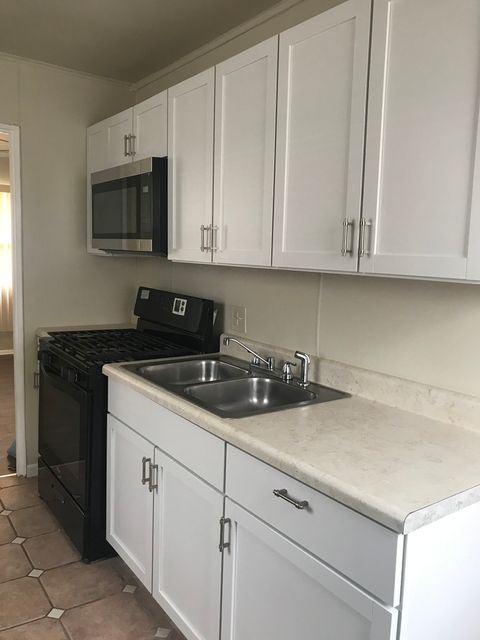 Tiny photo for 924 Pine Street, Waukegan, IL 60085 (MLS # 12576876)