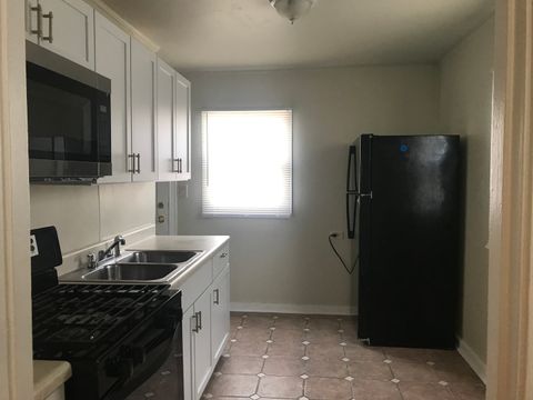 Tiny photo for 924 Pine Street, Waukegan, IL 60085 (MLS # 12576876)