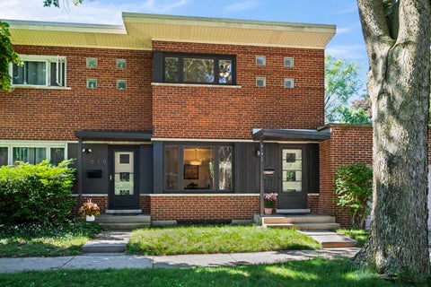 Photo of 519 1/2 Ridge Road, Wilmette, IL 60091 (MLS # 12677076)