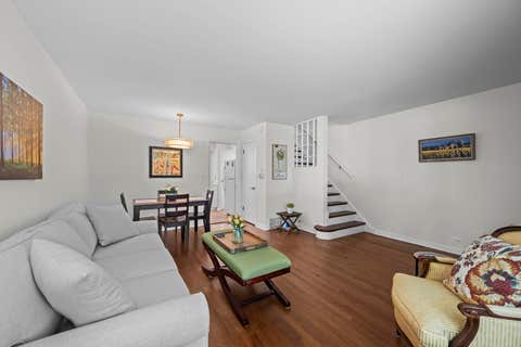 Tiny photo for 519 1/2 Ridge Road, Wilmette, IL 60091 (MLS # 12677076)