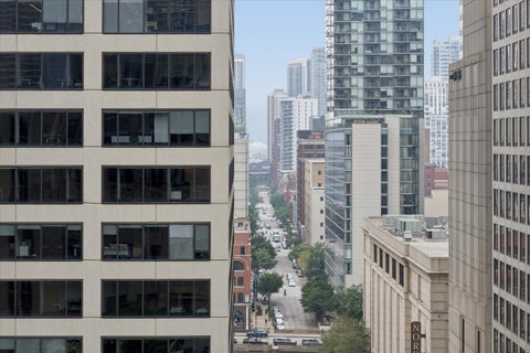 Tiny photo for 435 N Michigan Avenue #1008, Chicago, IL 60611 (MLS # 12728636)