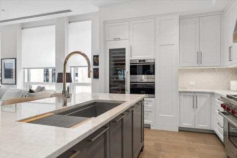 Tiny photo for 435 N Michigan Avenue #1008, Chicago, IL 60611 (MLS # 12728636)
