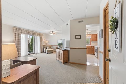 Tiny photo for 9964 W 153 Street #2W, Orland Park, IL 60462 (MLS # 12648489)