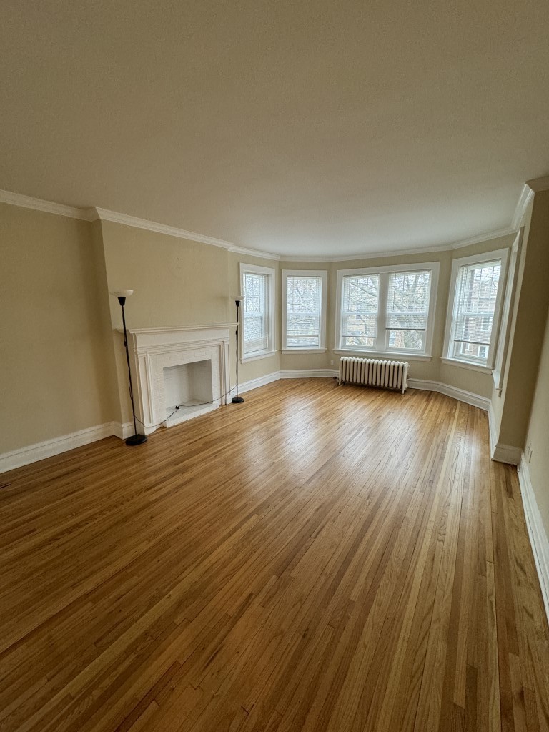 2221 W Arthur Avenue 3