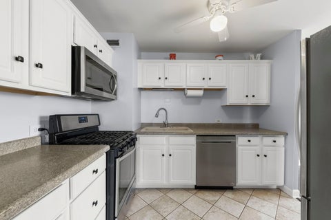 Tiny photo for 33 N Main Street #6M, Lombard, IL 60148 (MLS # 12795856)