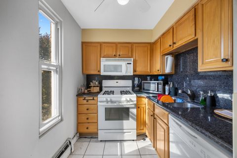 Tiny photo for 5627 N Kimball Avenue #3B, Chicago, IL 60659 (MLS # 12619527)