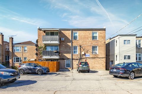 Tiny photo for 5627 N Kimball Avenue #3B, Chicago, IL 60659 (MLS # 12619527)