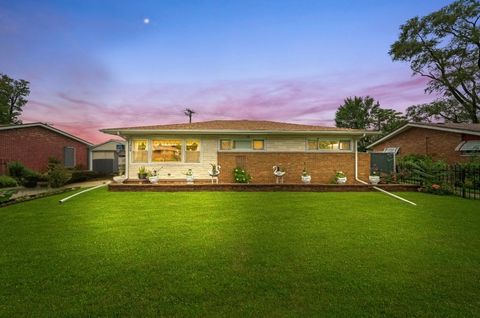 Tiny photo for 3048 Sherwood Avenue, Markham, IL 60428 (MLS # 12453198)