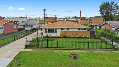 Tiny photo for 3048 Sherwood Avenue, Markham, IL 60428 (MLS # 12453198)