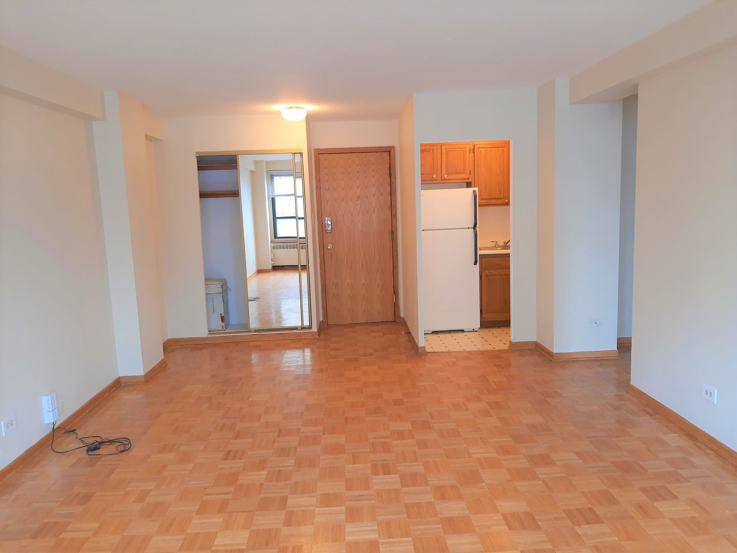 4180 N Marine Drive 612