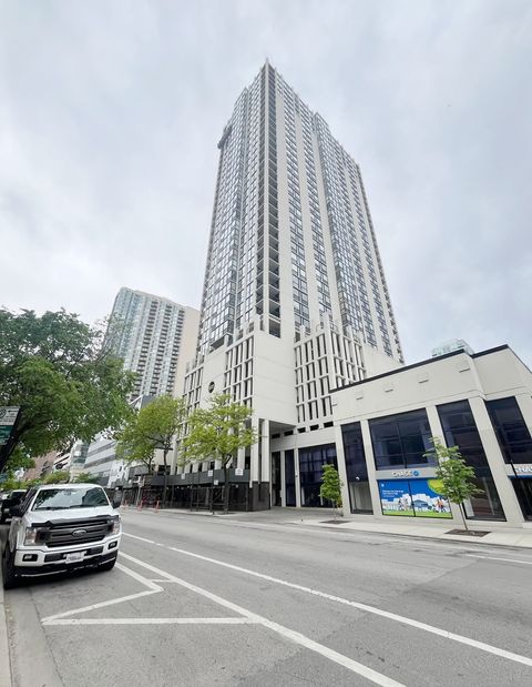 Photo of 1122 N Clark Street #1702, Chicago, IL 60610 (MLS # 12556115)