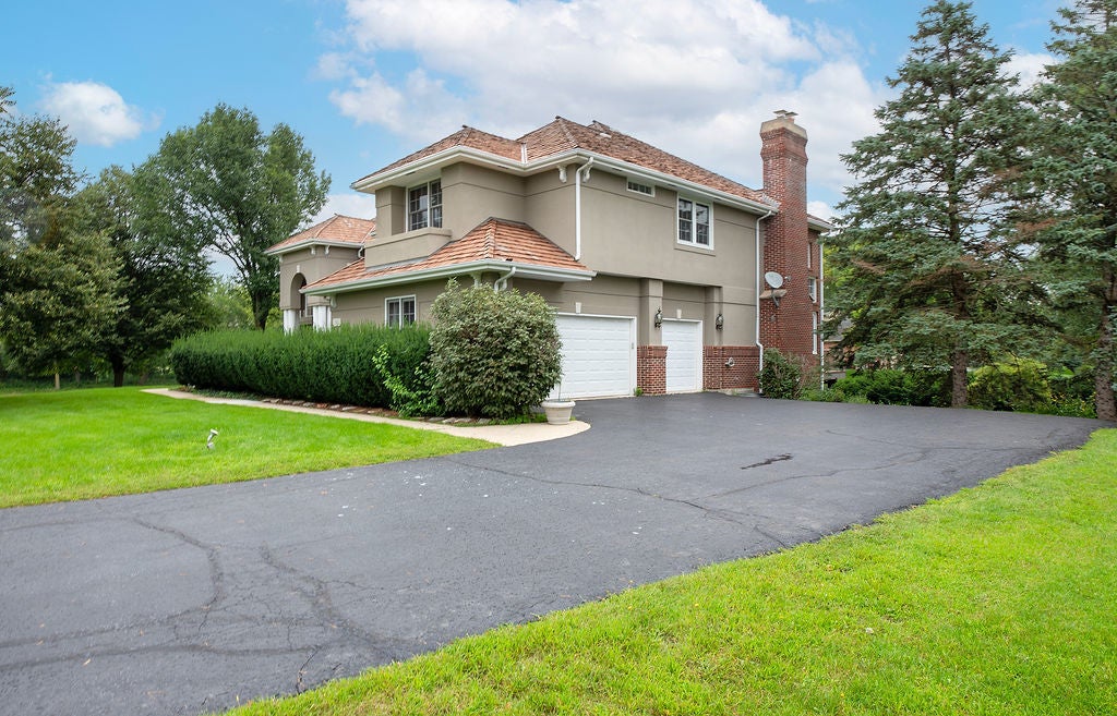 315 Bishop Court