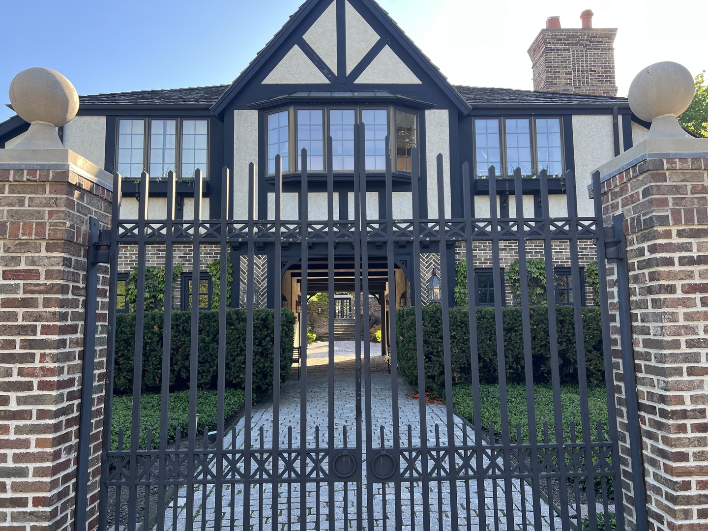 1490 Lake Road