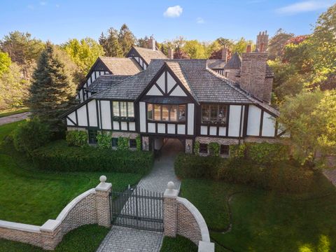 Tiny photo for 1490 Lake Road, Lake Forest, IL 60045 (MLS # 12644064)