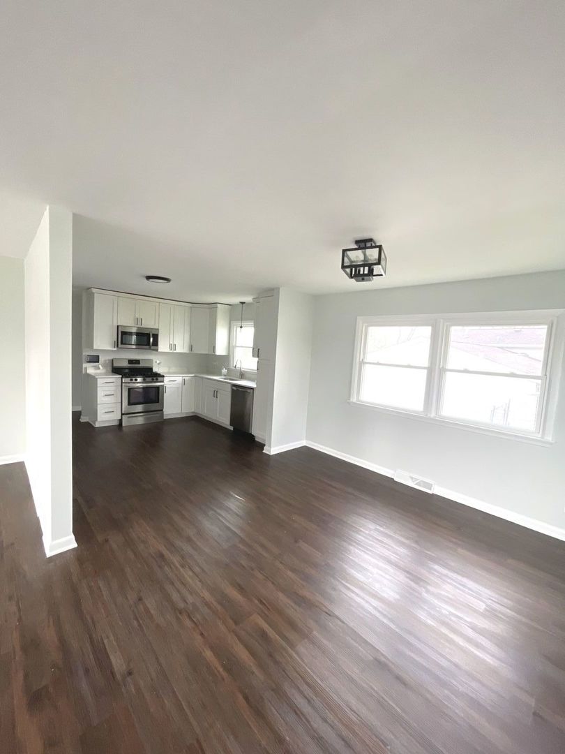 Properties 1 2808 Cherrywood Lane