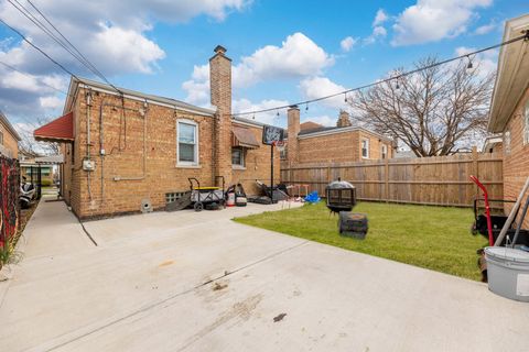 Tiny photo for 7124 S KEDZIE Avenue, Chicago, IL 60629 (MLS # 12613937)